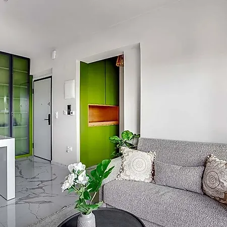 Sanders Old Port - Adorable 1-bdr W Balcony 3* 塞萨洛尼基